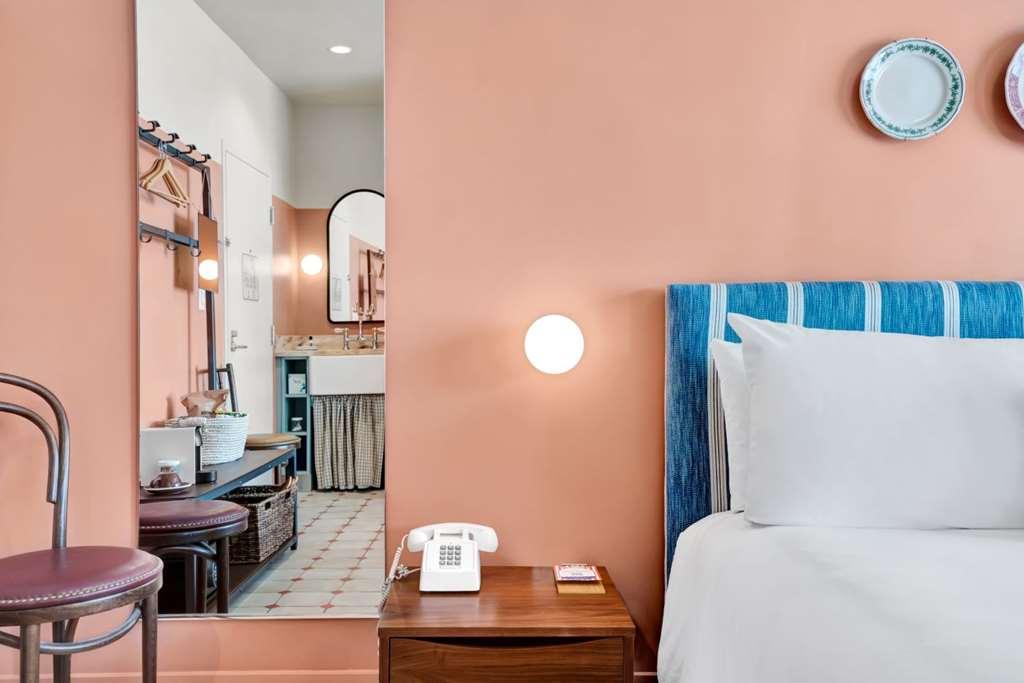 Hotel Trouvail Miami Beach Room photo